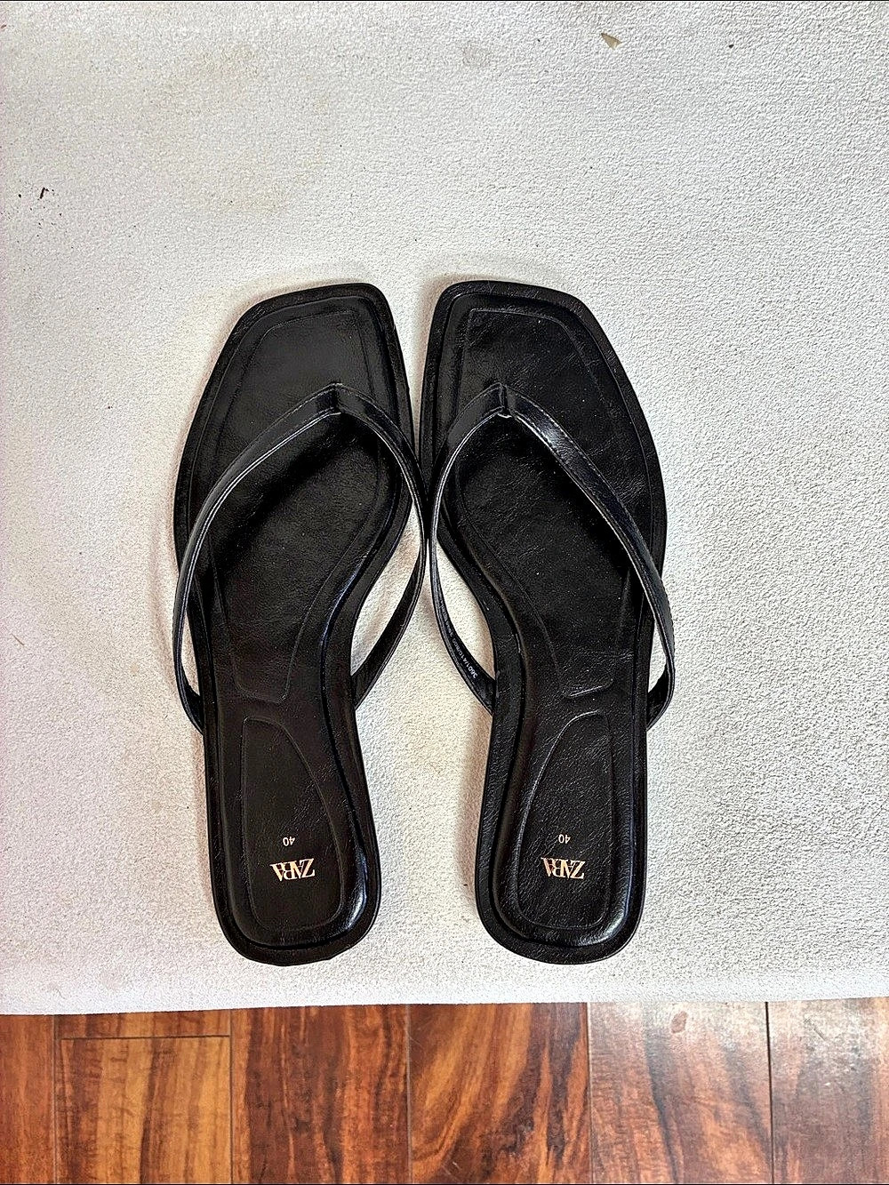 ZARA Black Square-Toe Sandals